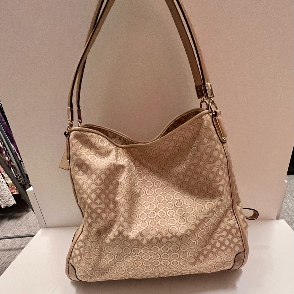 Gorgeous pale pink Coach canvas handbag